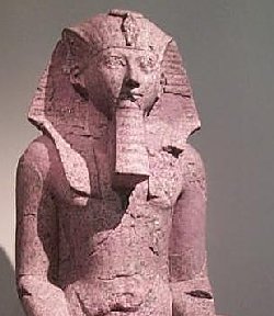 hatshepsut crystalinks headdress dressed beard false she egyptian wearing male ii king portrayed pharaoh