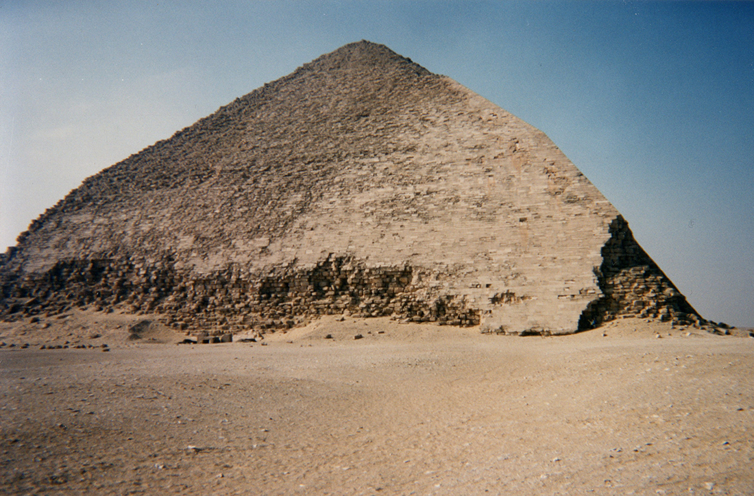 Red Pyramid - Crystalinks